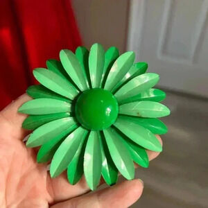 4/$100 GREEN 1960 big flower pedal vintage  brooch 80mm 🌻